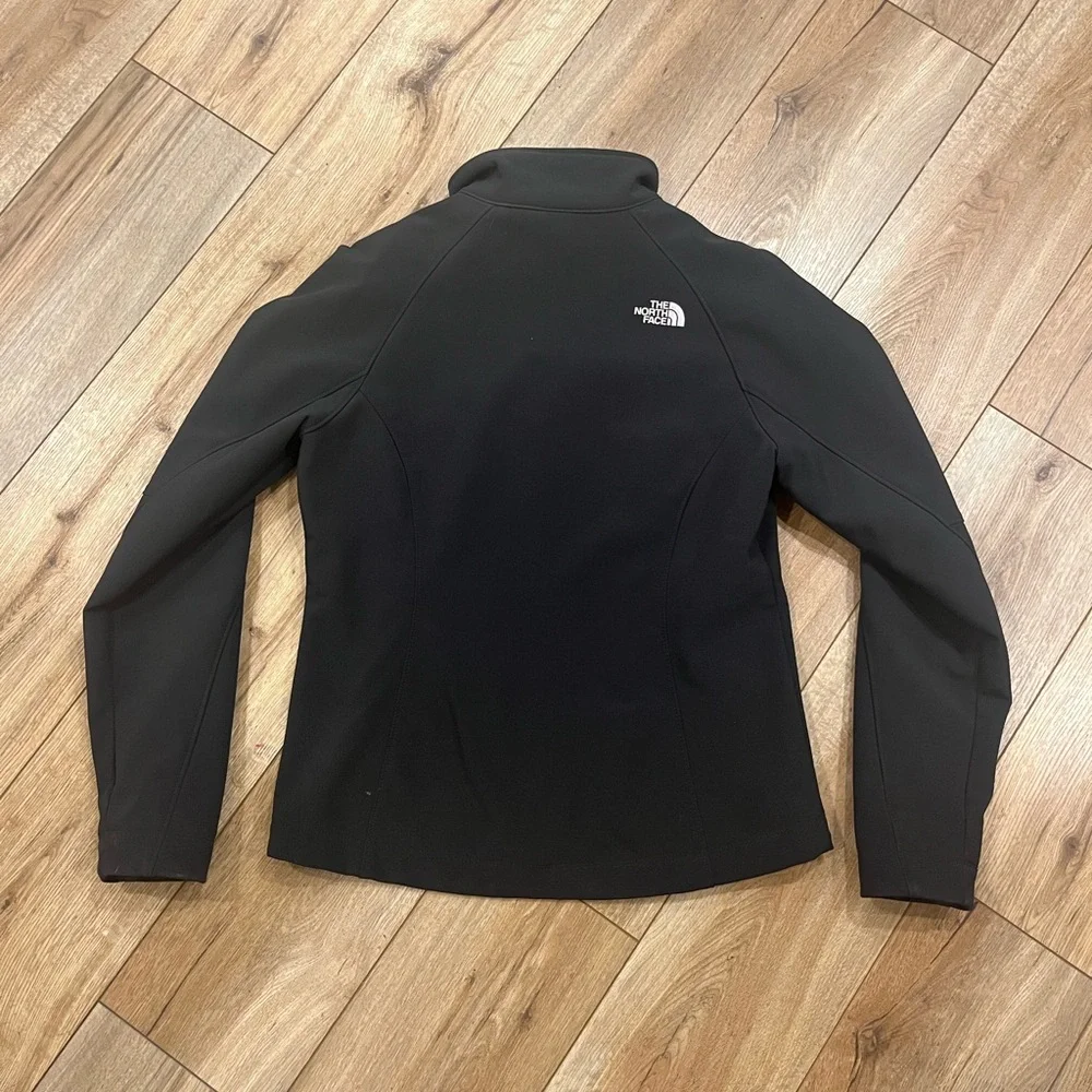North Face waterproof jacket - Picture 6 of 7